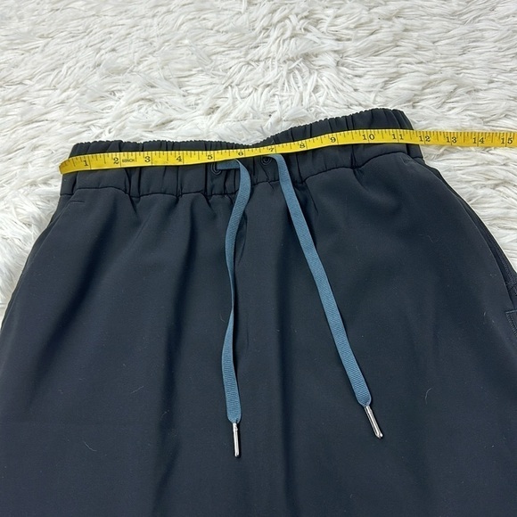 Lululemon On The Fly Skirt *21" Black - Picture 2 of 6